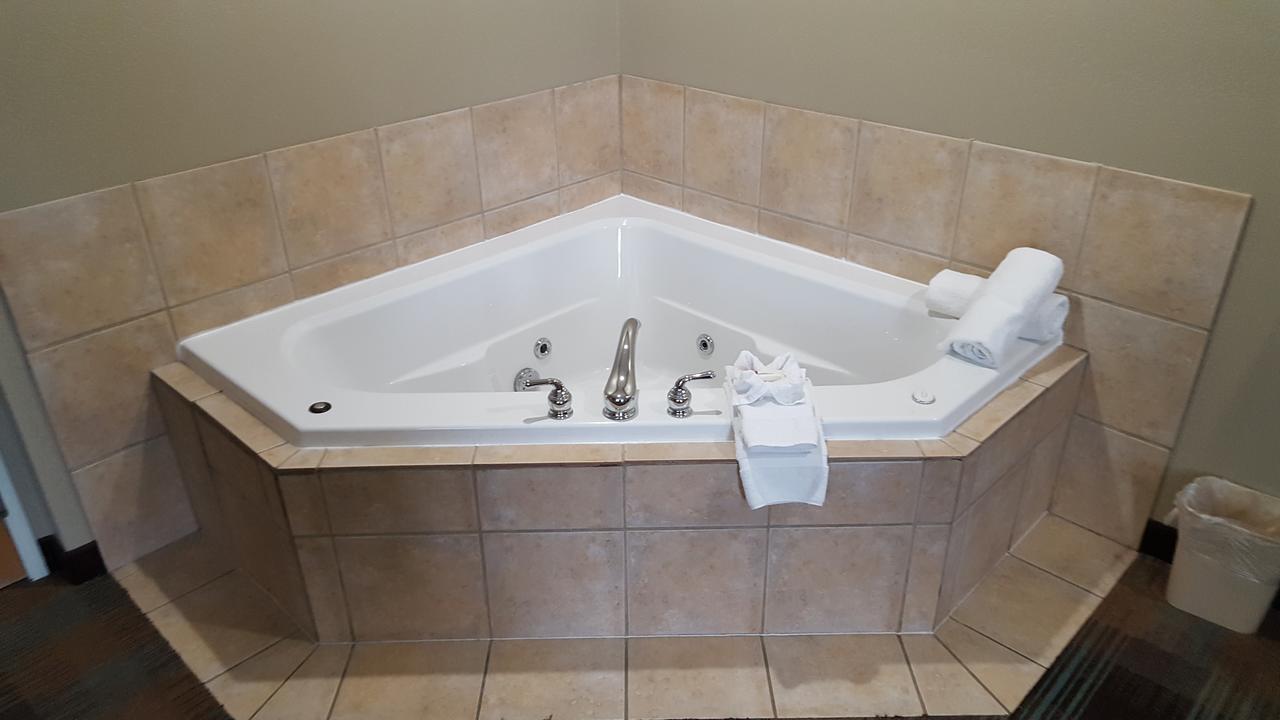 Microtel & By Wyndham 2*