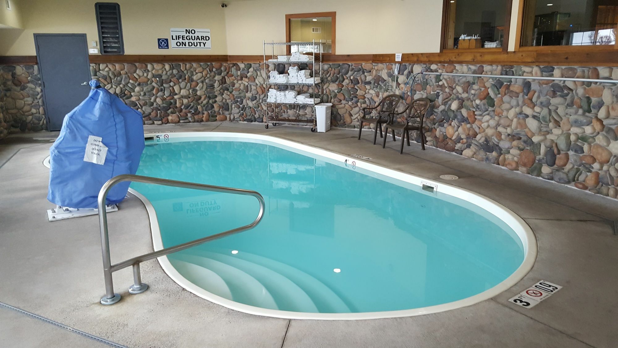 Microtel & By Wyndham Hotel 2*